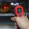 Thermomètre infrarouge de laser de Digital de 550 degrés, arme à feu infrarouge tenue dans la main de la température